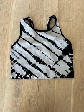 Tie-Dye Reversible Sports Bra 🌈✨ Crop Top